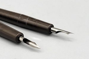 Crowquill Pen & Holder